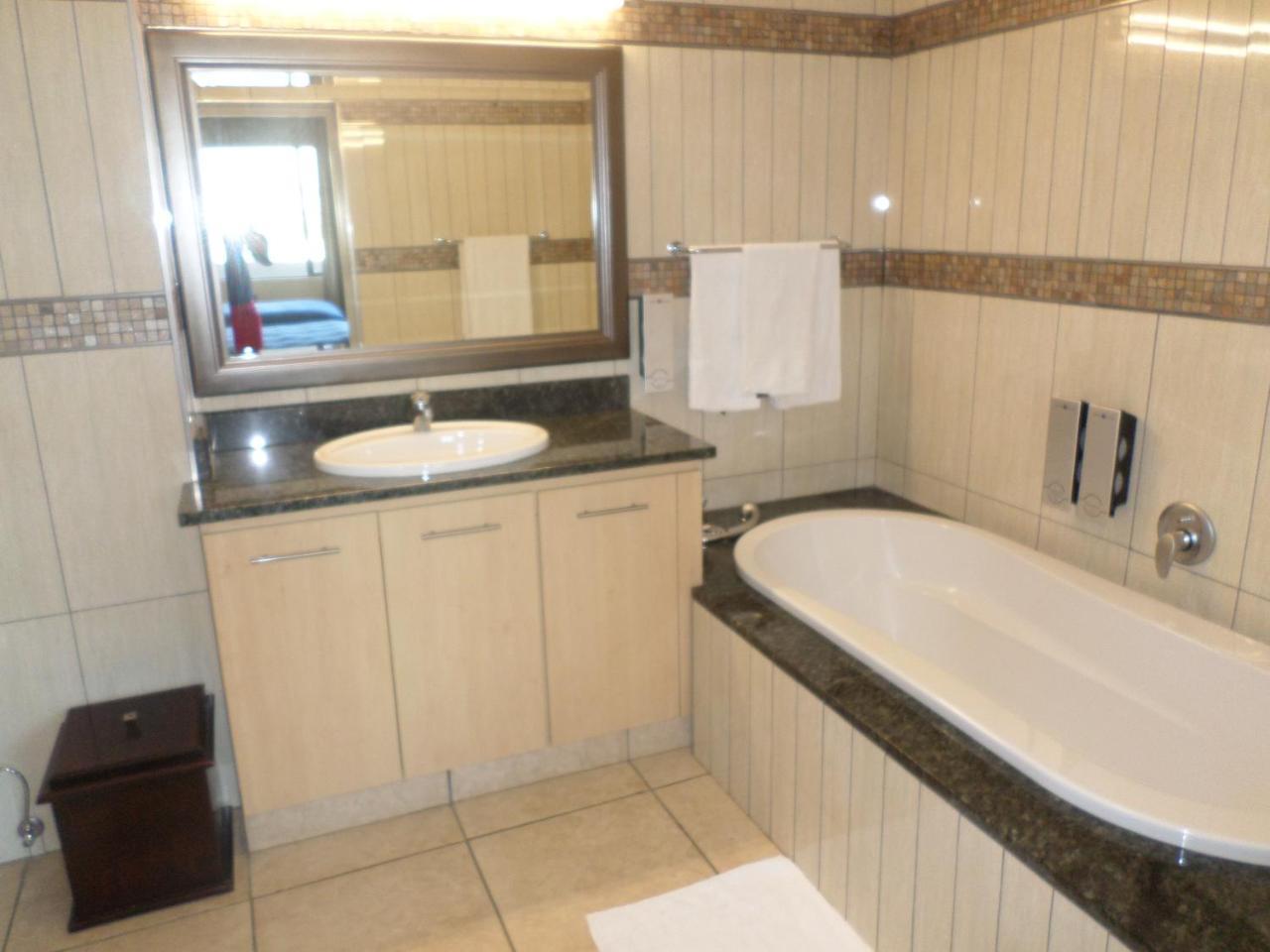 The Links Guest House Pretoria Exterior photo